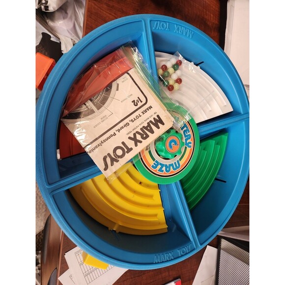 VINTAGE 1976 MARX Toys MYSTERY MAZE GAME With OG Box. With Marbles Instructions - Picture 2 of 4
